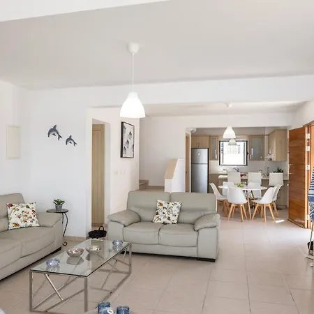 Seaside Protamare 32 *