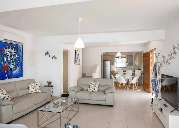 Seaside Protamare 32 *